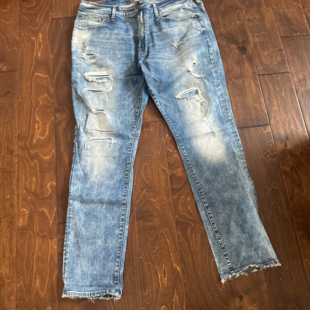 American Eagle Outfitters Light Blue Distressed Slim Jeans